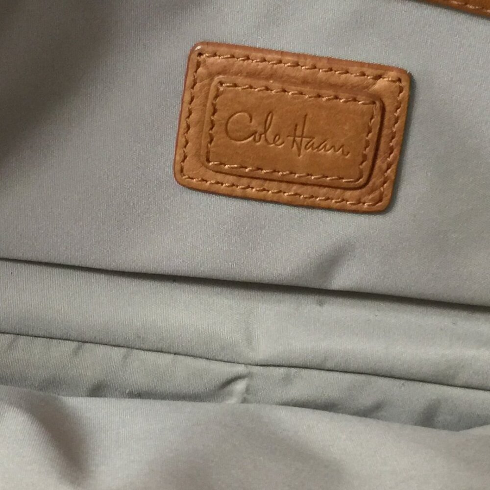 COLE HAAN SHOULDER BAG - Picture 4 of 4